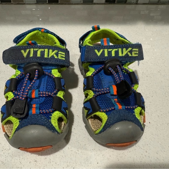 Bundle of 2 items /Kids Outdoor Sandals/Black & Blue and Green/boy size 6 - Picture 5 of 15